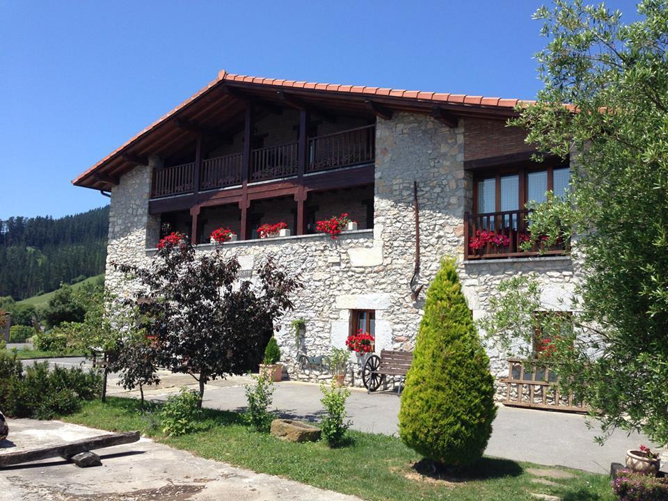 Hotel Rural Mane Mallavia Екстер'єр фото