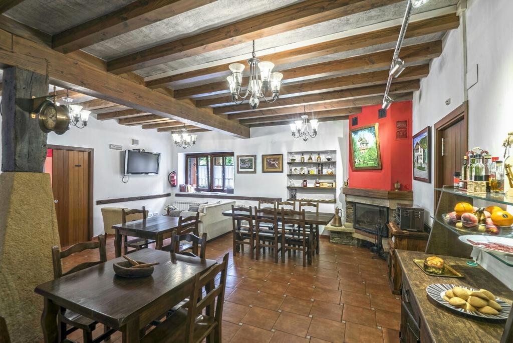 Hotel Rural Mane Mallavia Екстер'єр фото